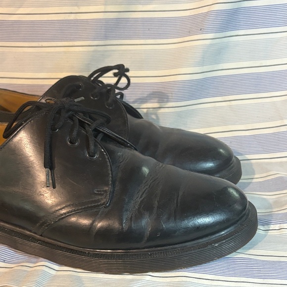 Dr Martens  Black Men's Dress Shoes - Picture 7 of 9